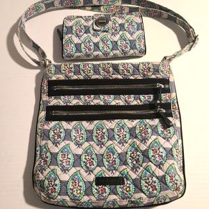 Vera Bradley Paisley Stripes Iconic Triple Zip Hipster and Turnlock Wallet